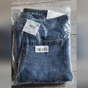 Brand new pair of American Eagle jeggings.